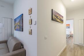 Santacroce Suite-hosted by Sweetstay