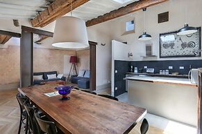 Belle Arti Penthouse-hosted by Sweetstay