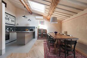 Belle Arti Penthouse-hosted by Sweetstay