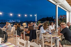 Michalios Luxury Apartments