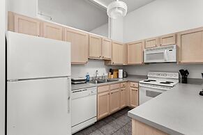 2BR/2BA In The Block Apartment by CozySuites