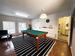 Stavanger Bnb - Billiard & Sauna