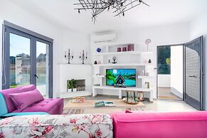 Mythos Luxury Villa-Skiathos