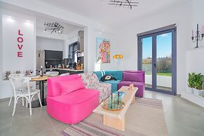 Mythos Luxury Villa-Skiathos