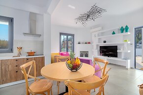 Mythos Luxury Villa-Skiathos