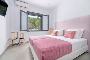 Mythos Luxury Villa-Skiathos