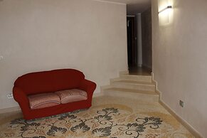 Palazzo De Donno App No04