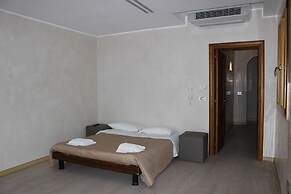 Palazzo De Donno App No04