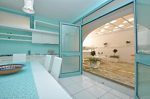 3241 Villa Esador by Barbarhouse