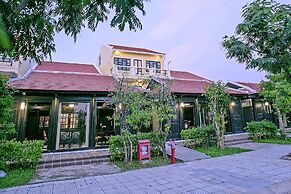 Hoi An Town Home Resort