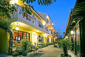 Hoi An Town Home Resort