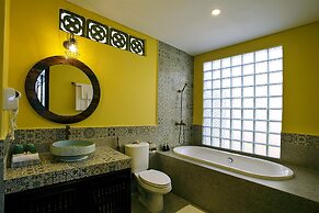 Hoi An Town Home Resort