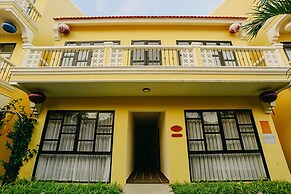 Hoi An Town Home Resort