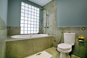 Hoi An Town Home Resort