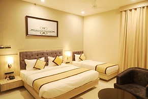 Pine Regency - Aravali's Peak view