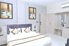 Pine Regency - Aravali's Peak view