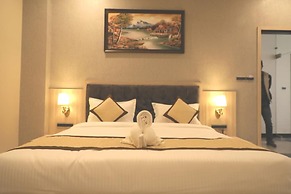 Pine Regency - Aravali's Peak view