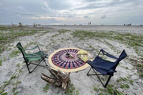 Liwa-Liw Beach Villas & Dome Glamping