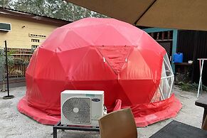 Liwa-Liw Beach Villas & Dome Glamping