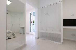 3240 Villa Rebecca by Barbarhouse