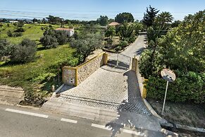 Villa Rodrigues Com Piscina and air Cond