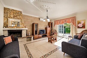 Villa Rodrigues Com Piscina and air Cond