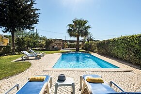 Villa Rodrigues Com Piscina and air Cond