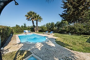 Villa Rodrigues Com Piscina and air Cond