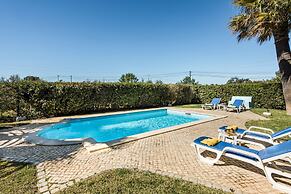 Villa Rodrigues Com Piscina and air Cond