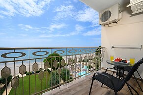 Ninos Grand Beach Hotel & Resort