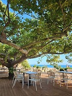 Ninos Grand Beach Hotel & Resort