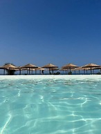 Ninos Grand Beach Hotel & Resort