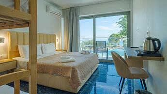 Ninos Grand Beach Hotel & Resort