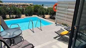 Ninos Grand Beach Hotel & Resort