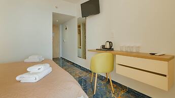 Ninos Grand Beach Hotel & Resort