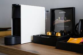 Ninos Grand Beach Hotel & Resort