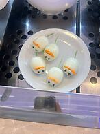 Ninos Grand Beach Hotel & Resort