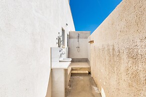 3233 Villa Lucechiara by Barbarhouse