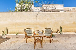 3230 Villino Dalila by Barbarhouse