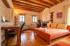 Luxury Breathtaking Villa in Paros