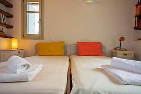 Luxury Breathtaking Villa in Paros