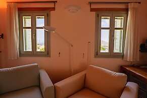 Luxury Breathtaking Villa in Paros