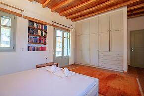 Luxury Breathtaking Villa in Paros