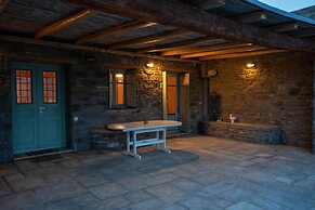 Luxury Breathtaking Villa in Paros