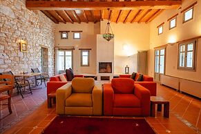 Luxury Breathtaking Villa in Paros