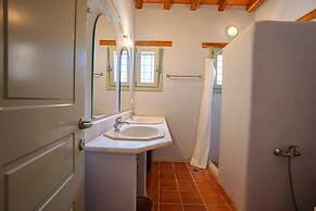 Luxury Breathtaking Villa in Paros