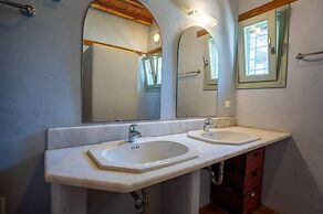 Luxury Breathtaking Villa in Paros