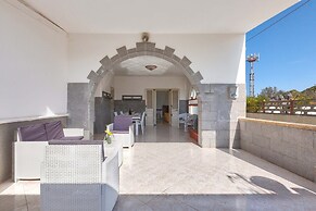 3231 Villino San Basilio by Barbarhouse