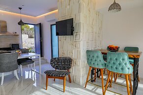 Beach Walk Luxury Suites