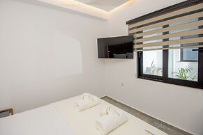 Beach Walk Luxury Suites